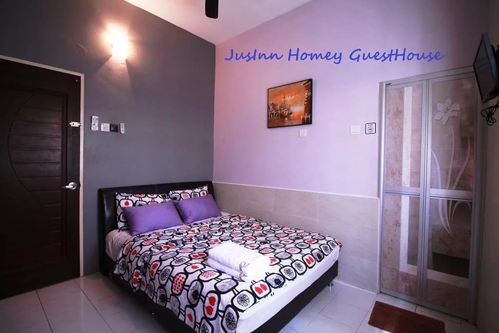 JusInn GuestHouse - photo 1