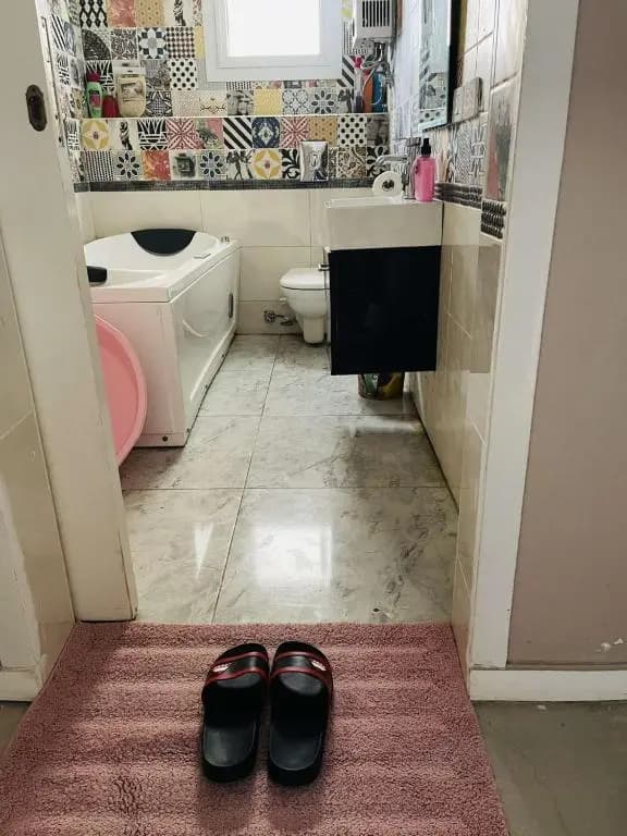 Lovely 2-Bedroom Condo in Compound w Jacuzzi Garden View Wi-Fi, Netflix - photo 8