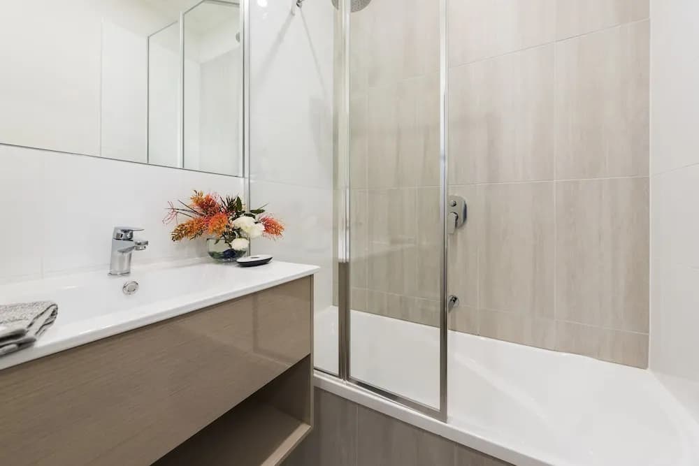 Hillside House - photo 8