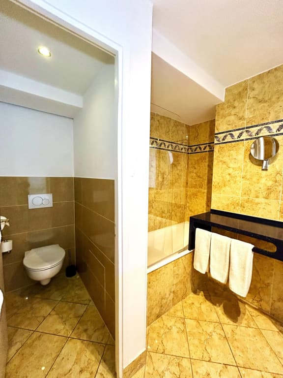 Hotel De Varenne - photo 42