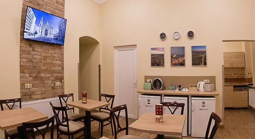 Interflat Hostel Apartments - photo 16