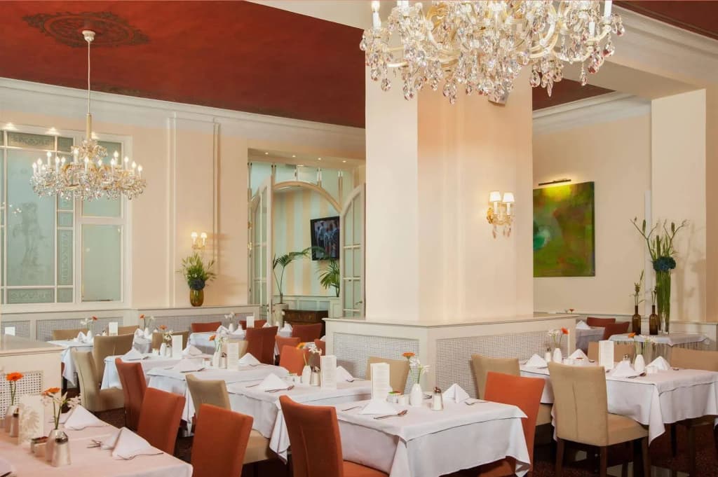 Hotel Kaiserhof Wien - photo 25