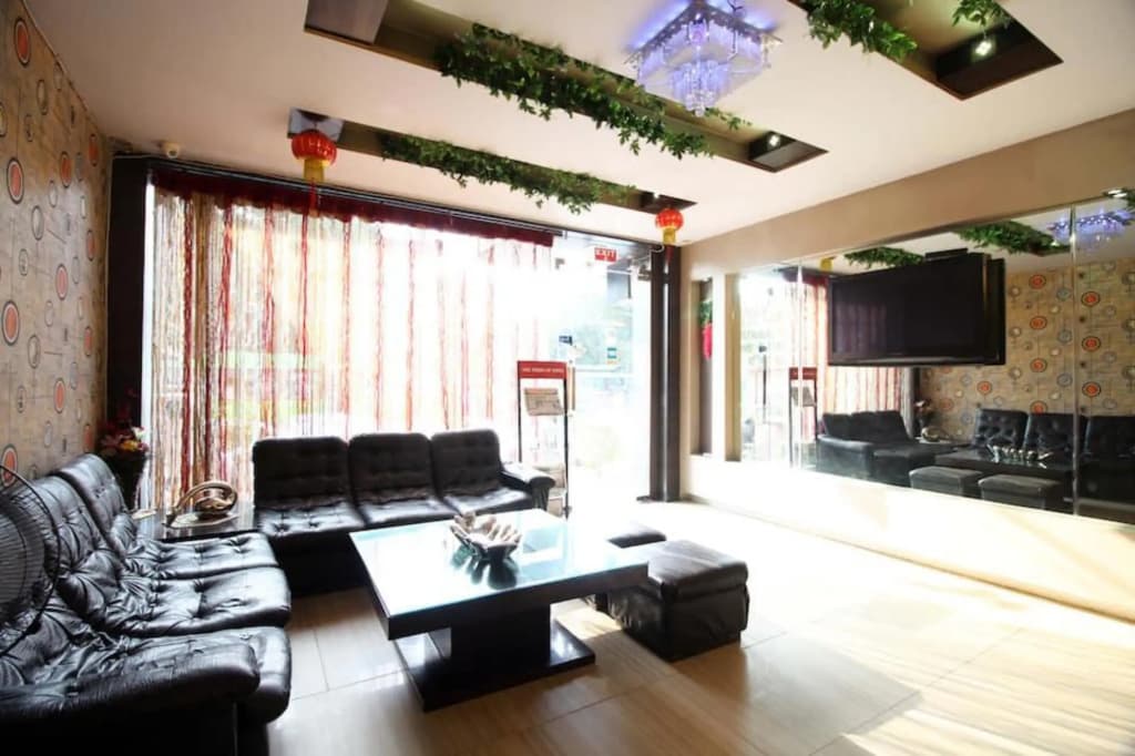 Liv Inn - photo 3