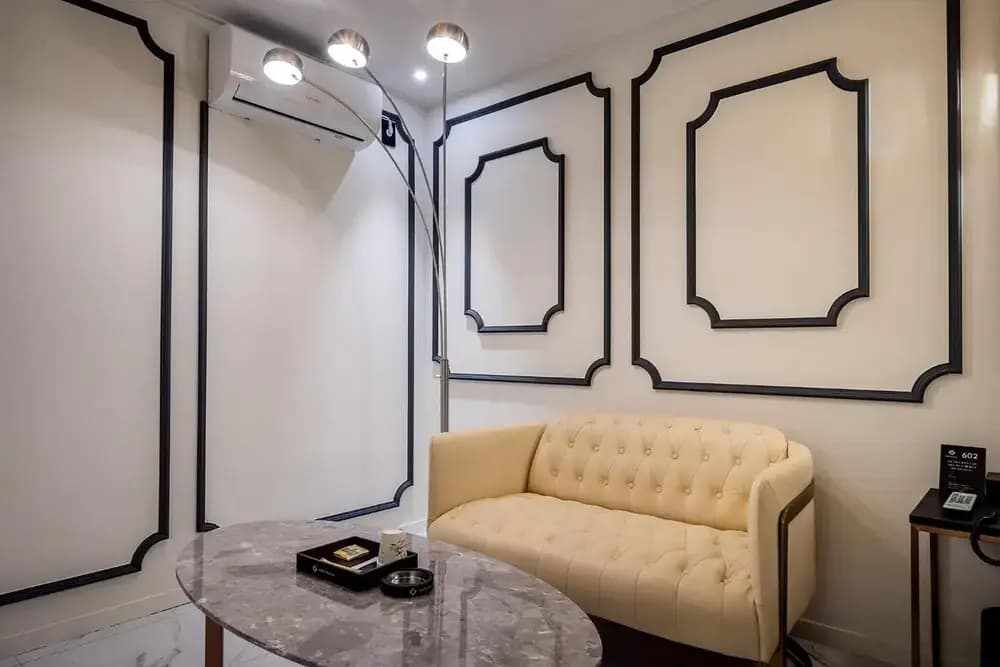 The Gray Hotel - photo 14