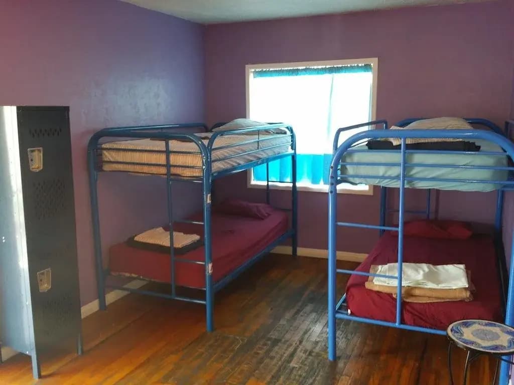 Sin City Hostel Las Vegas - photo 2