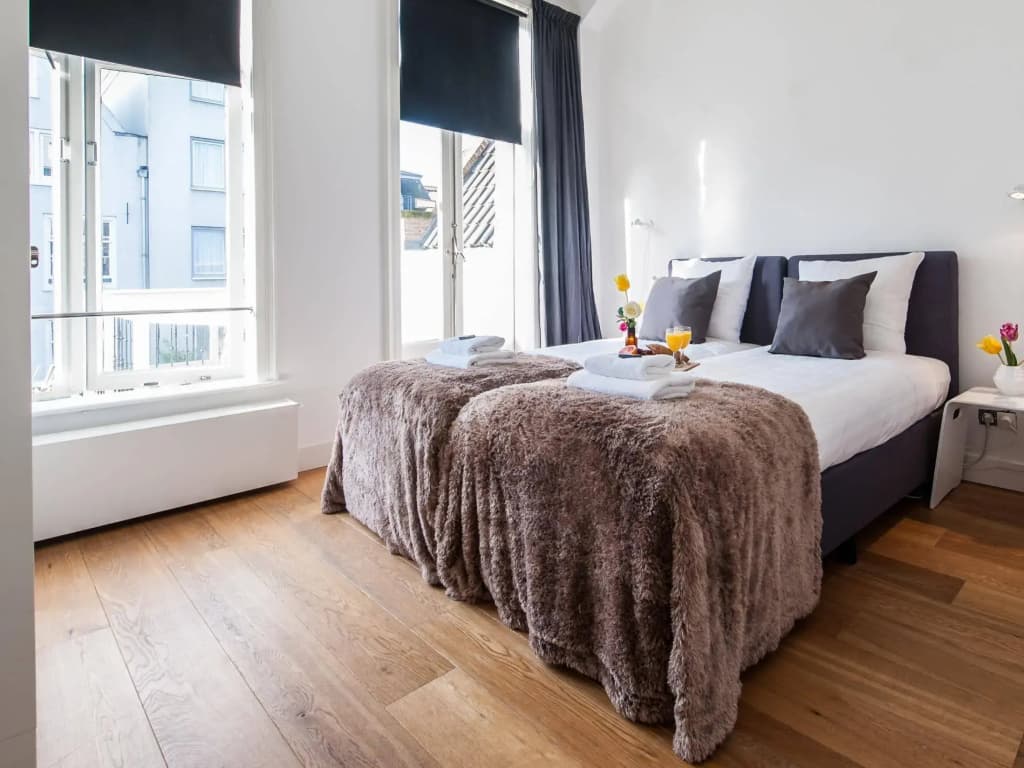 Prince Canalhouse Apartment Suites - photo 2