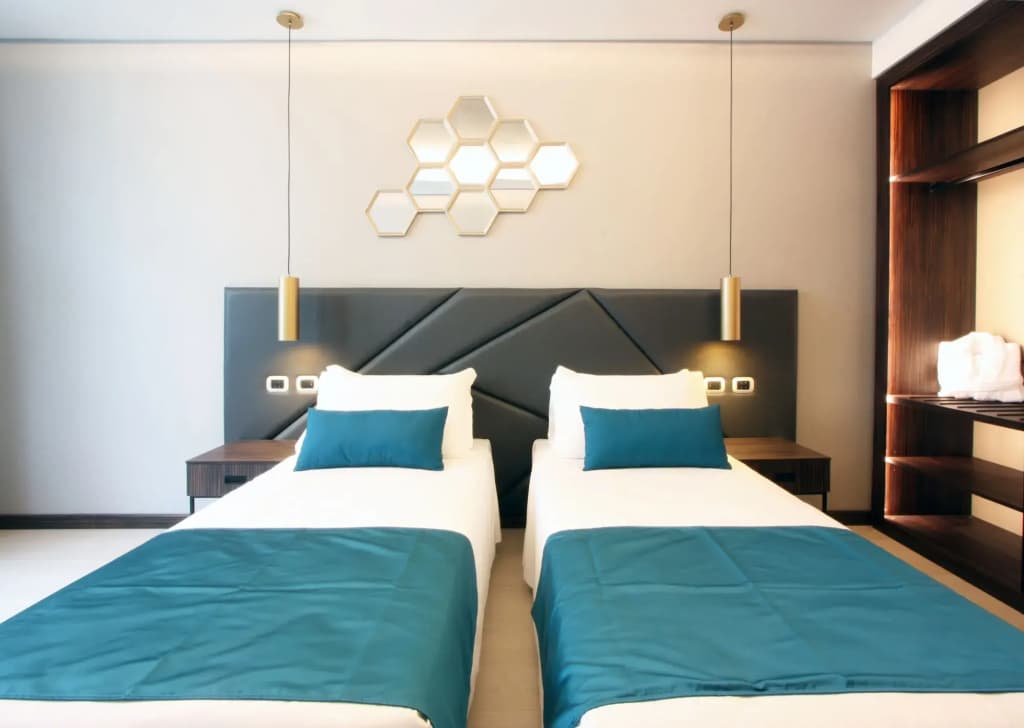 Hotel The Hive Hotel - photo 24