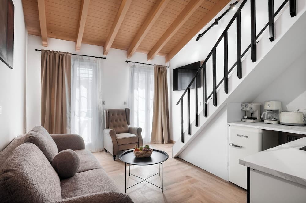 Athenian Heart Suites - photo 6