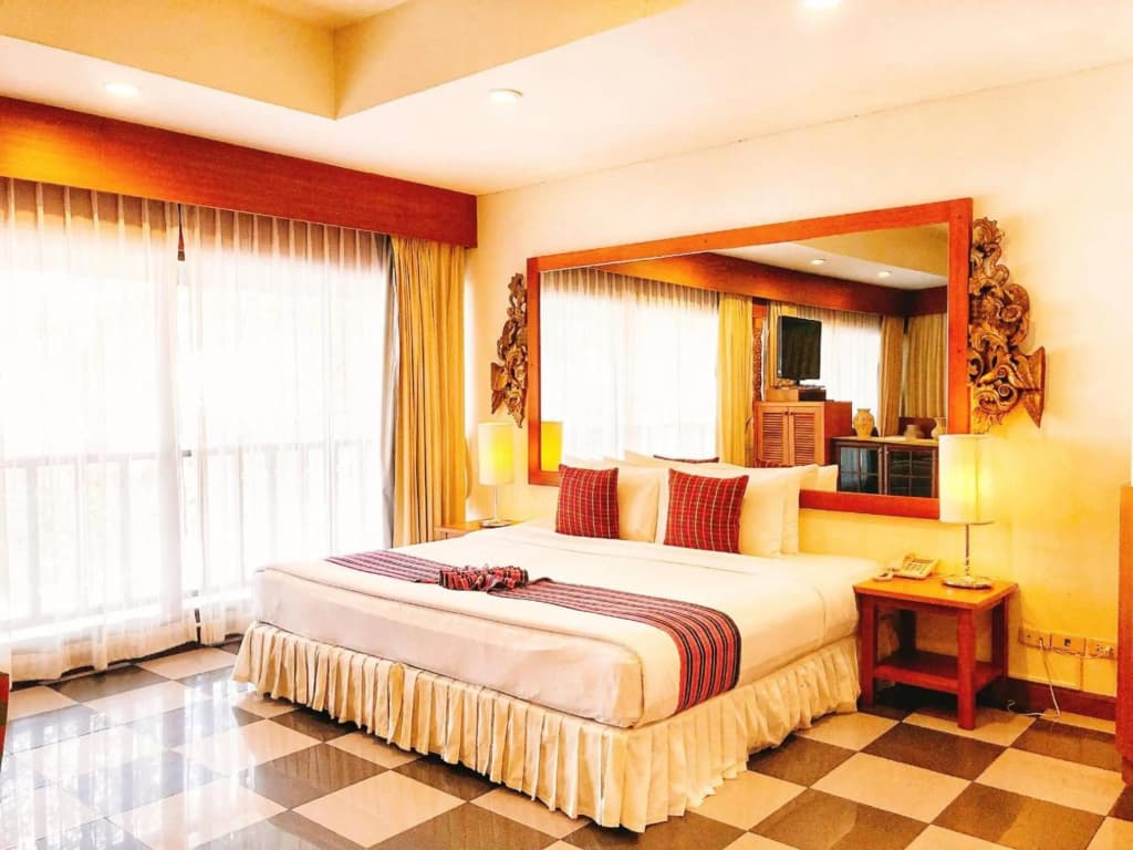Birds and Bees Resort - photo 5