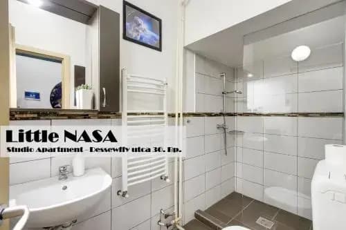 Little Americas Opera Apartments - photo 5