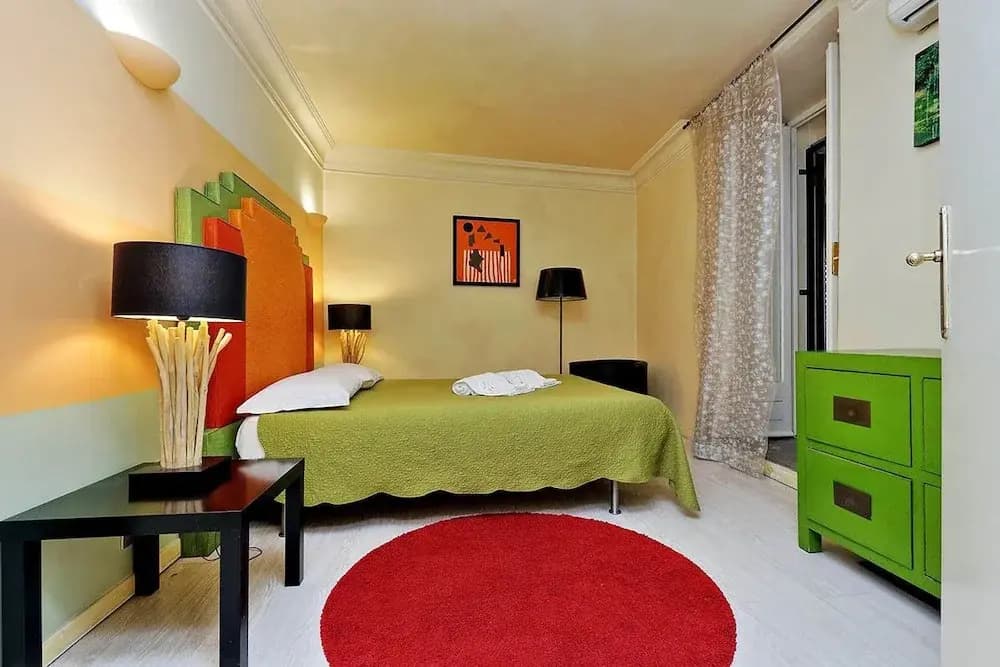 Spanish Steps Charming Apartment - photo 5