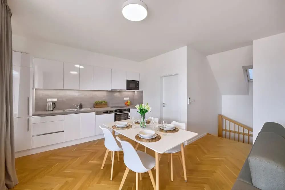 DownTown Suites Rubesova - photo 18