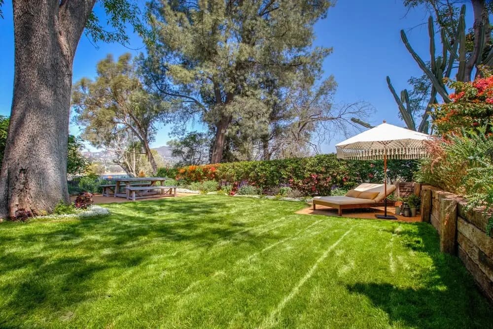Silver Lake 3br W/ Water Views 3 Bedroom Home - photo 12