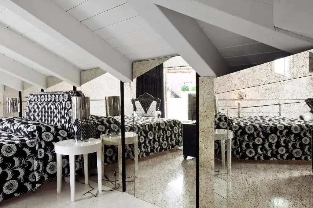 Casa Fortuny Luxury Apartment - photo 14