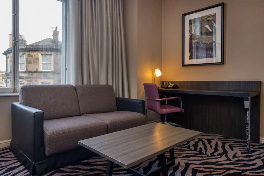 DoubleTree by Hilton Edinburgh City Centre - photo 48