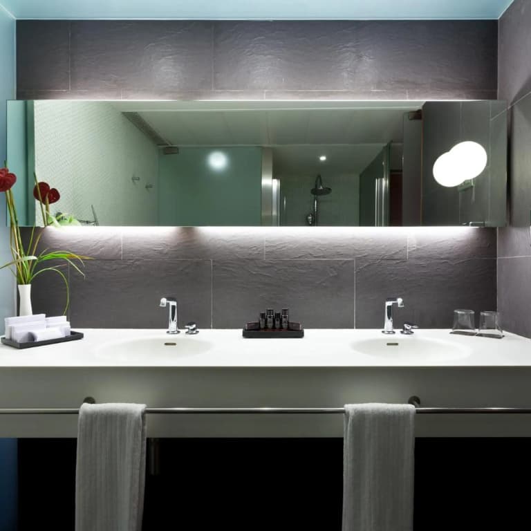 Hotel Condes de Barcelona - photo 50