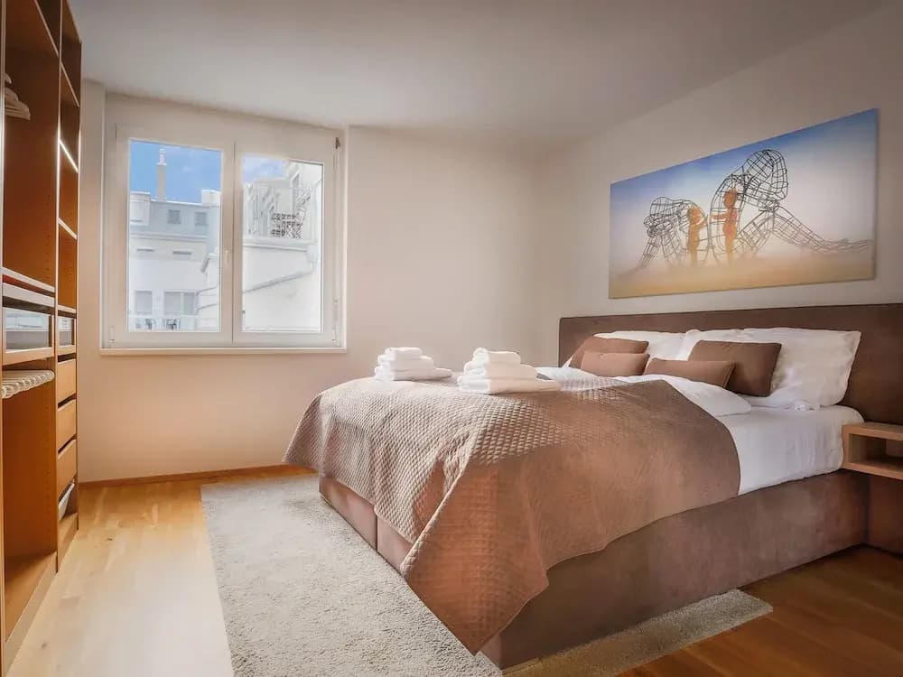 SKY9 Penthouse Apartments - photo 4