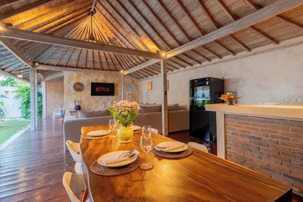 Villa Amsa by Pertama Stay - photo 3