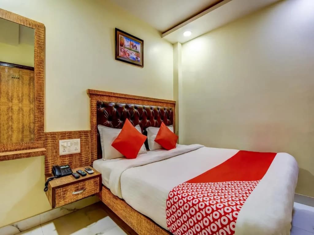 Hotel Sarthak Palace - photo 35