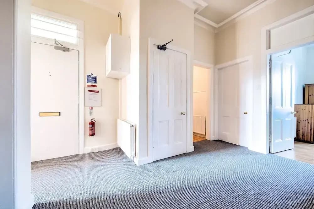 Spacious 3bed Home at the Meadows - photo 32
