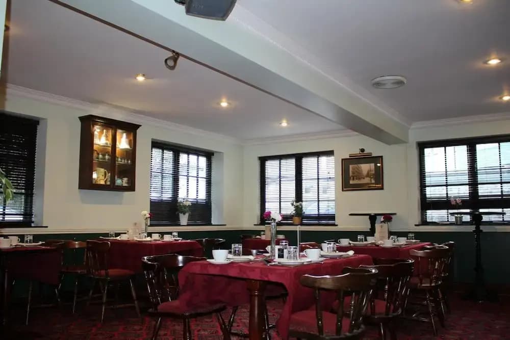 Ardmillan Hotel - photo 16