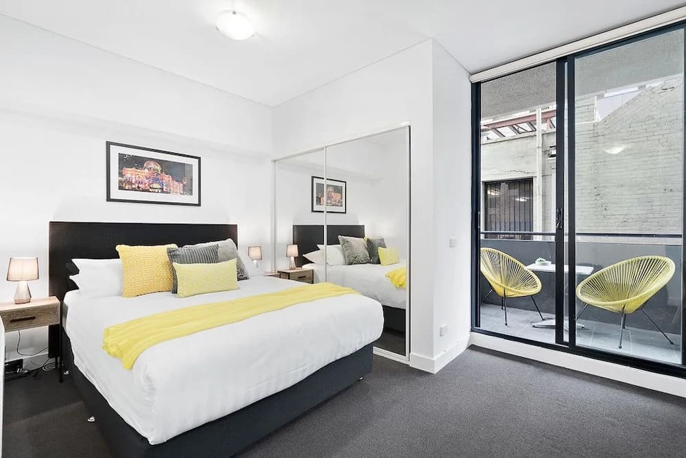 LIZZI, Melbourne Studio Apartment - photo 3