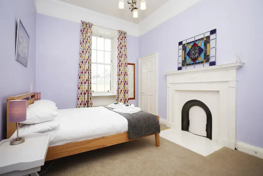 Edinburgh Deluxe Hanover Street Apt - photo 4