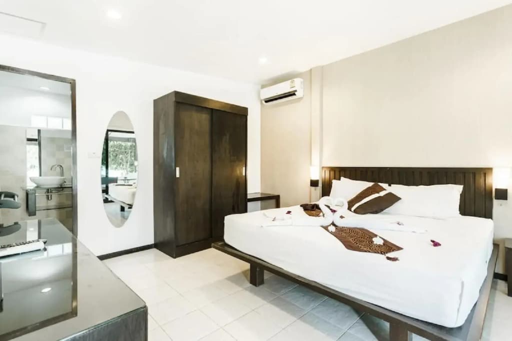 Bangrak Samui Beach Resort - photo 1