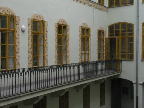 Carolina Old Town Apartments - photo 2