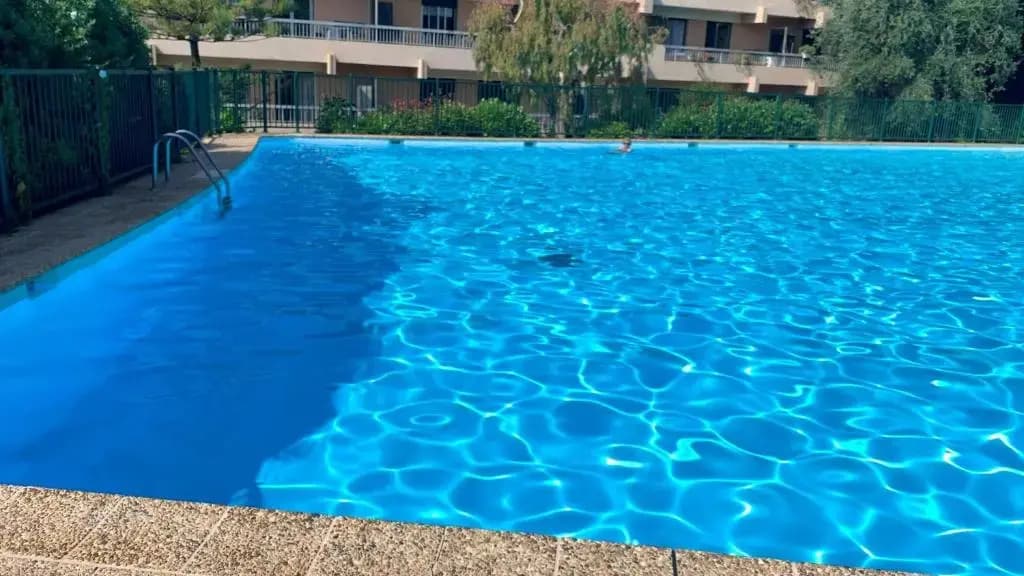 Sea view apartment in residence with swimming pool! - photo 8