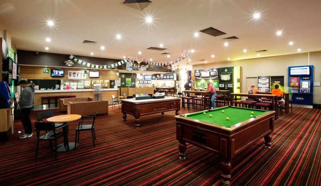 Nightcap at Coolaroo Hotel - photo 23