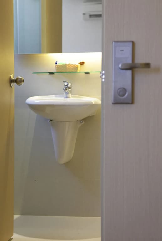 Green Peace Hotel - photo 9