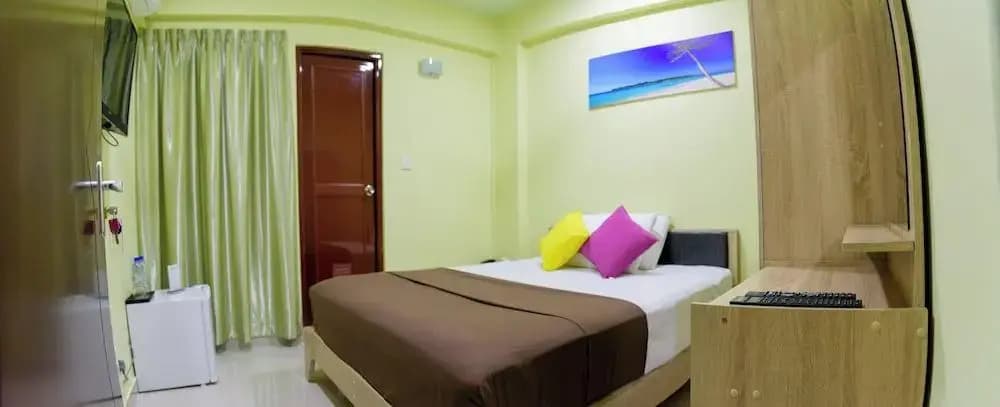 Tourist Inn - photo 31