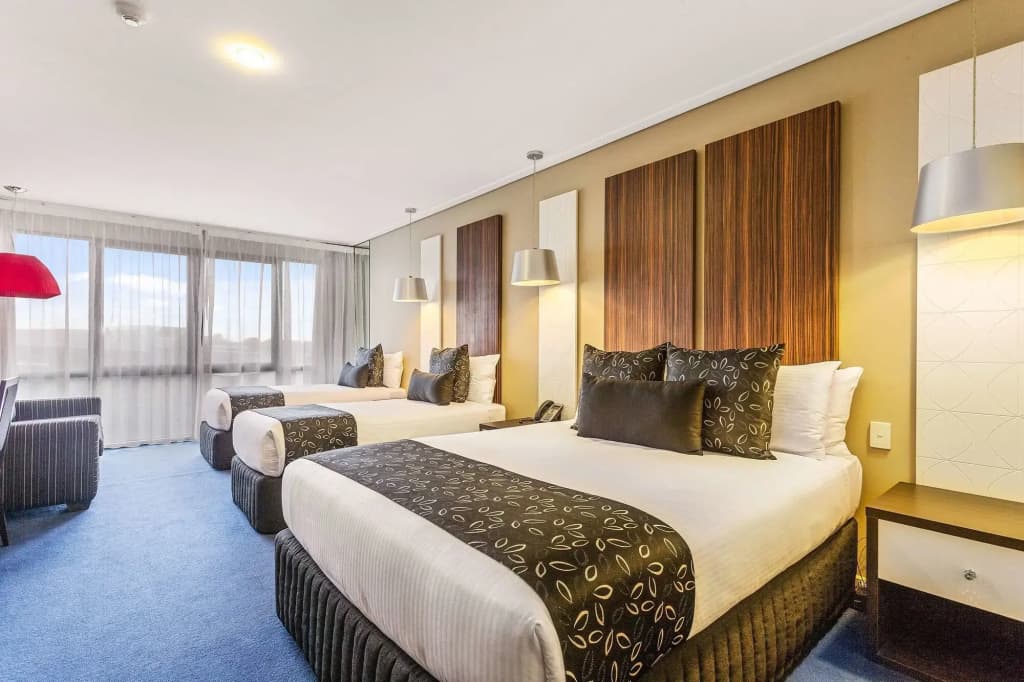 Quality Hotel Taylors Lakes - photo 6