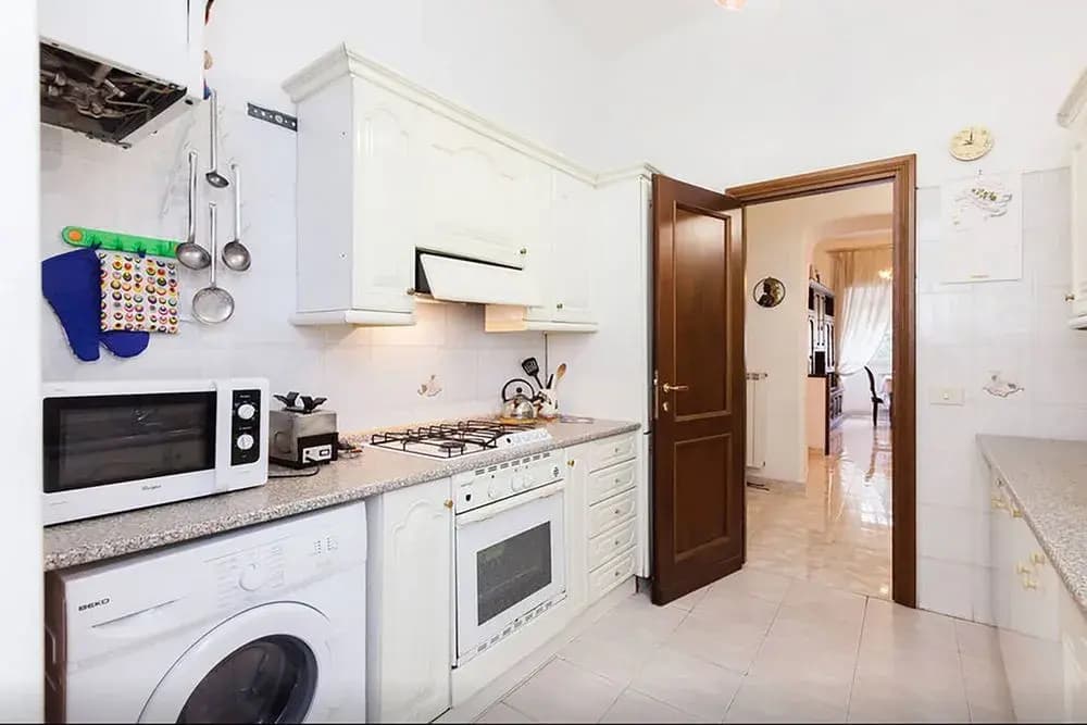 Caterina Embassy Apartment - photo 12