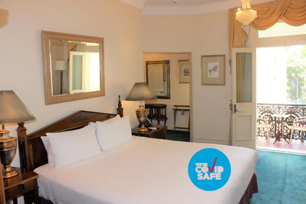 Manor Boutique Hotel - photo 4