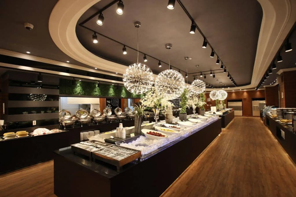 Itaewon Crown hotel - photo 15