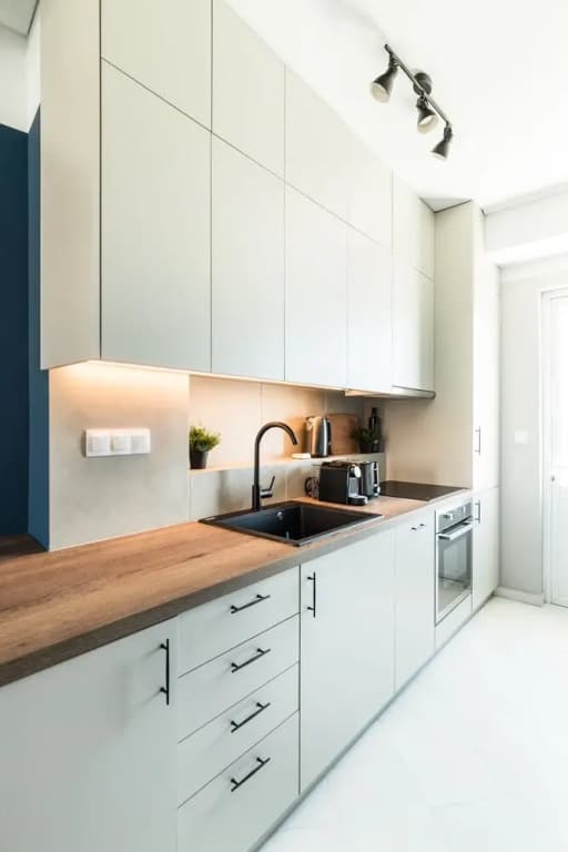 Iconic 1BR Apartment in Koukaki - photo 15