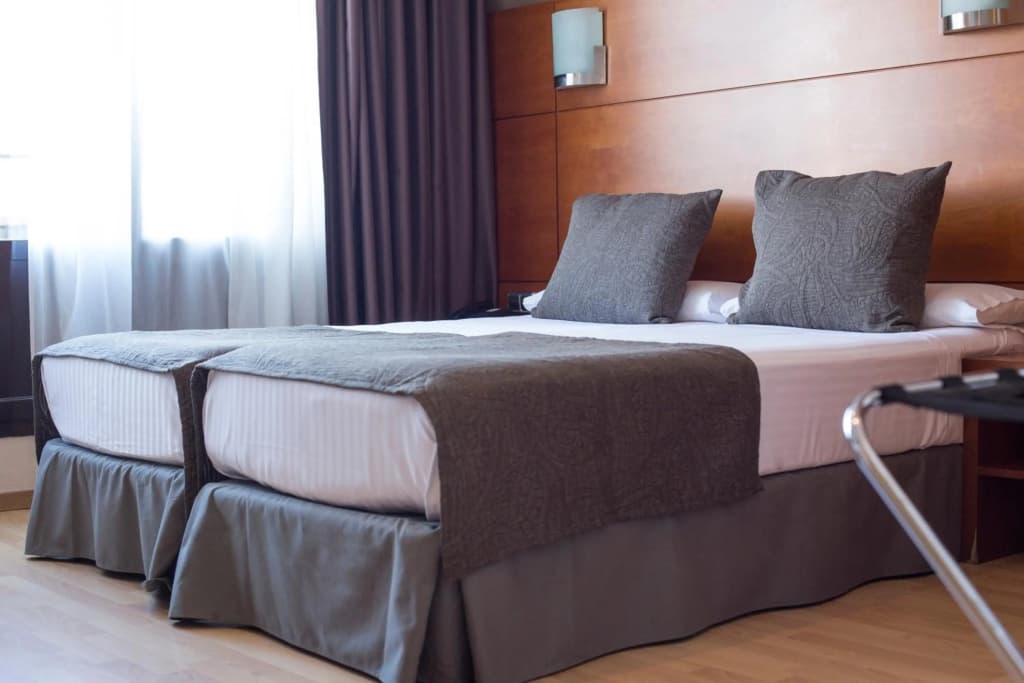 Hotel Via Augusta - photo 49
