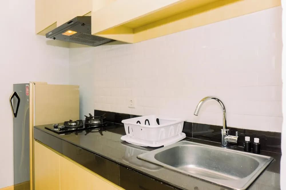 Comfortable And Modern Look 1Br At Citralake Suites Apartment - photo 20