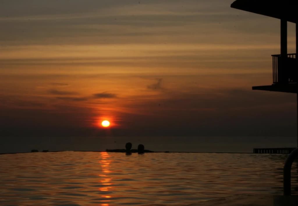 Karon Phunaka Resort & Spa Hotel - photo 17