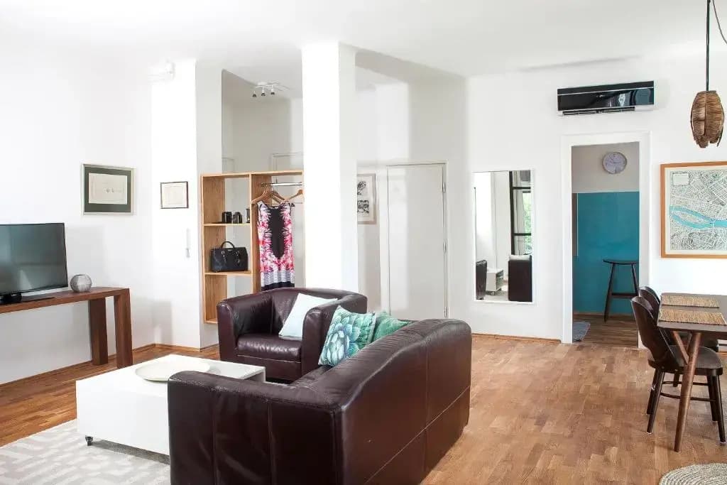 Riverside Panorama Apartment - photo 3