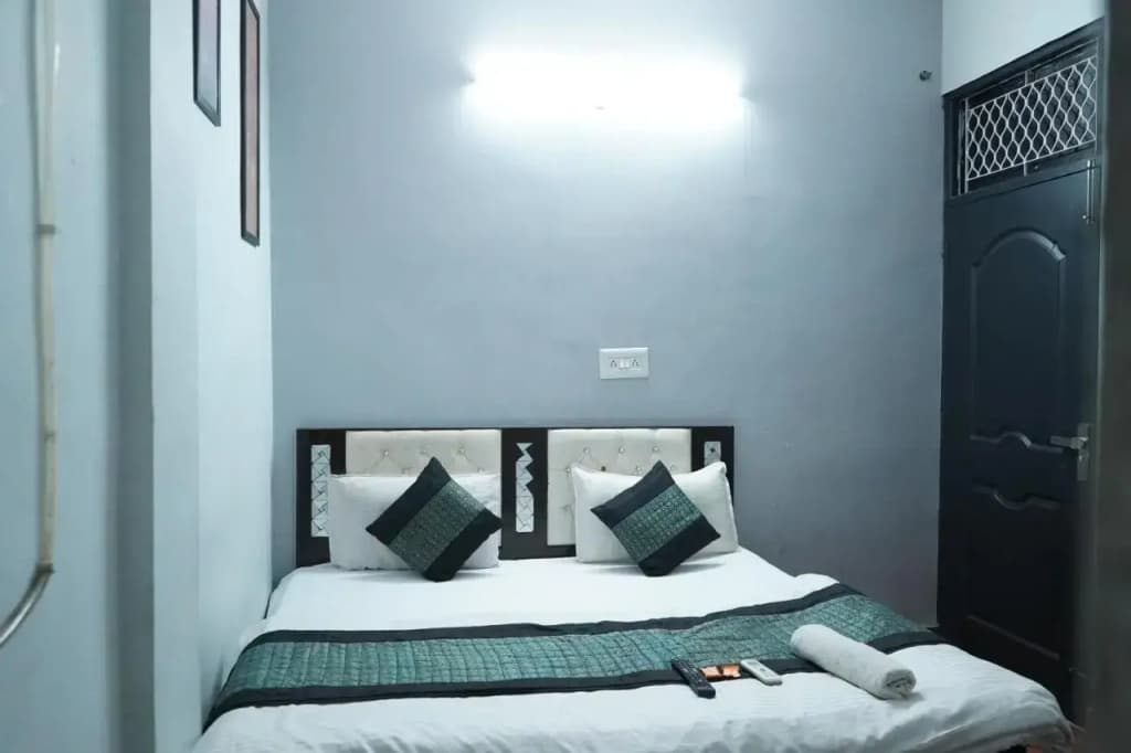 Hotel Prince - photo 16