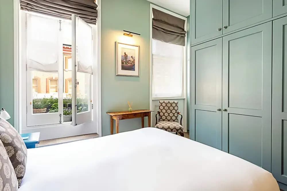 Well-designed Chelsea Flat - photo 3