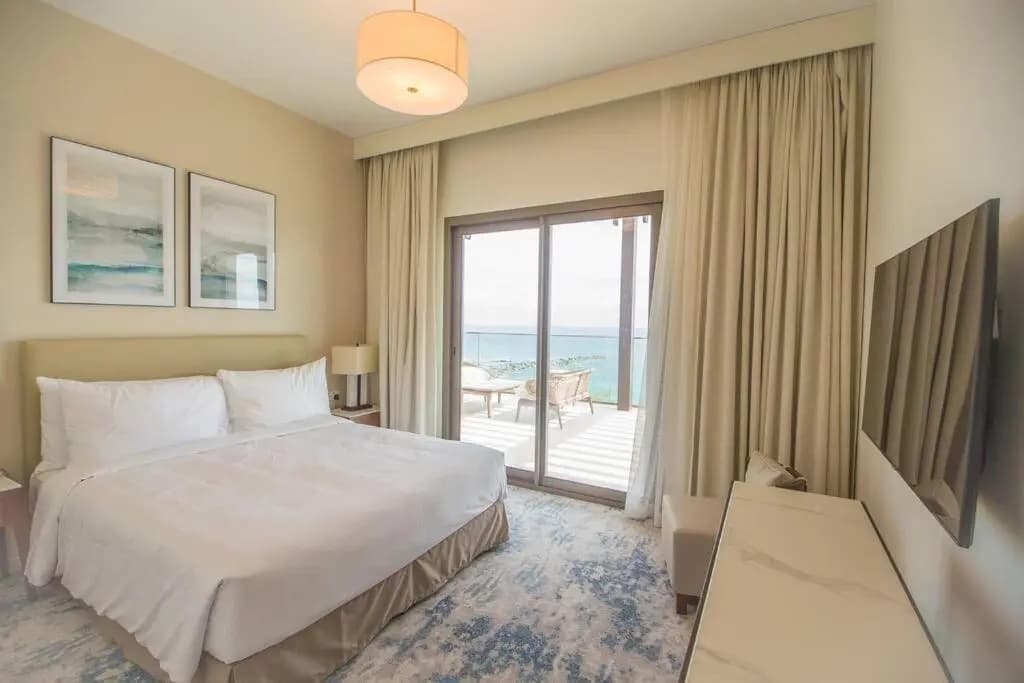 Luxurious 5 Bedroom Apartment - Full Ocean view - photo 3