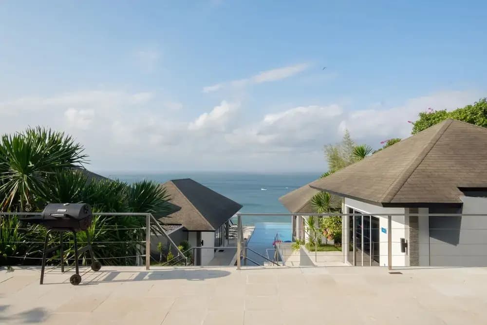 Suluban Cliff Bali Villa - photo 14