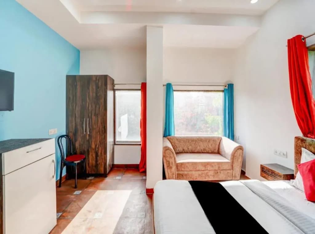 Hotel Mannat - main photo