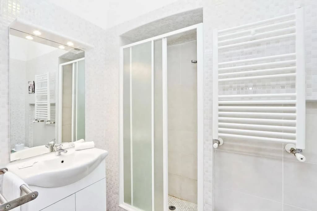 AppleMoon Rooms for Rent - photo 7