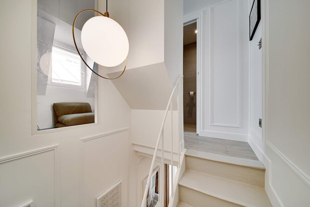 Historical House in the Heart of Paris - 5 - photo 31