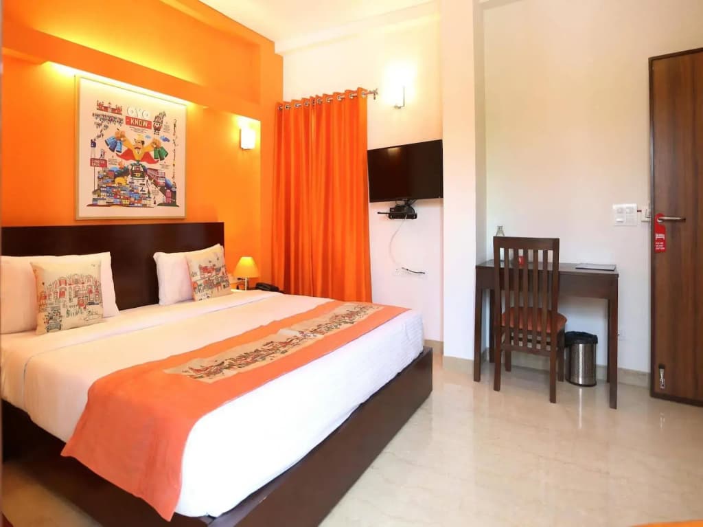 OYO Flagship 494 East of Kailash - photo 5